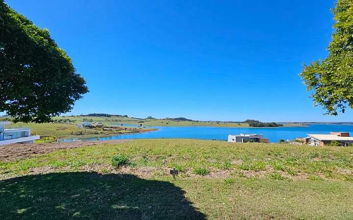 Terreno beira de represa- Ponta das Garças Terreno